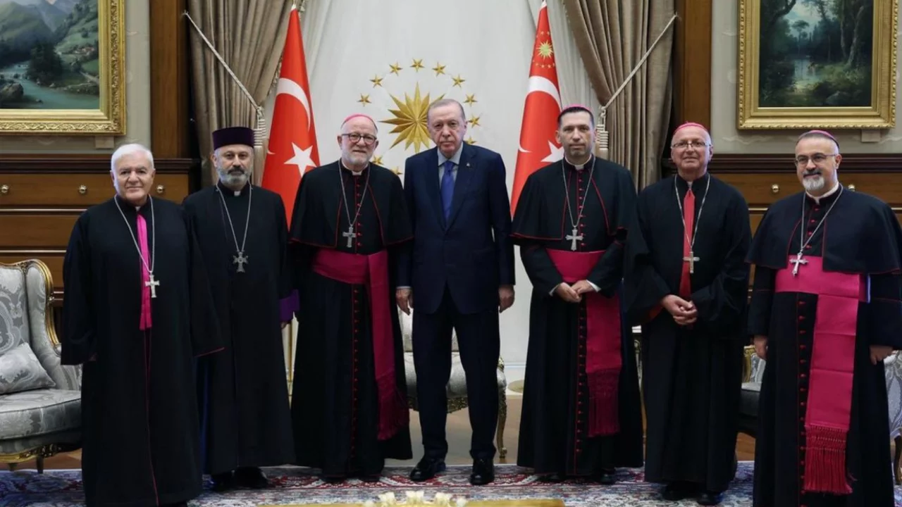 Erdoğan, T&uuml;rkiye Katolik Episkoposlar heyetini kabul etti