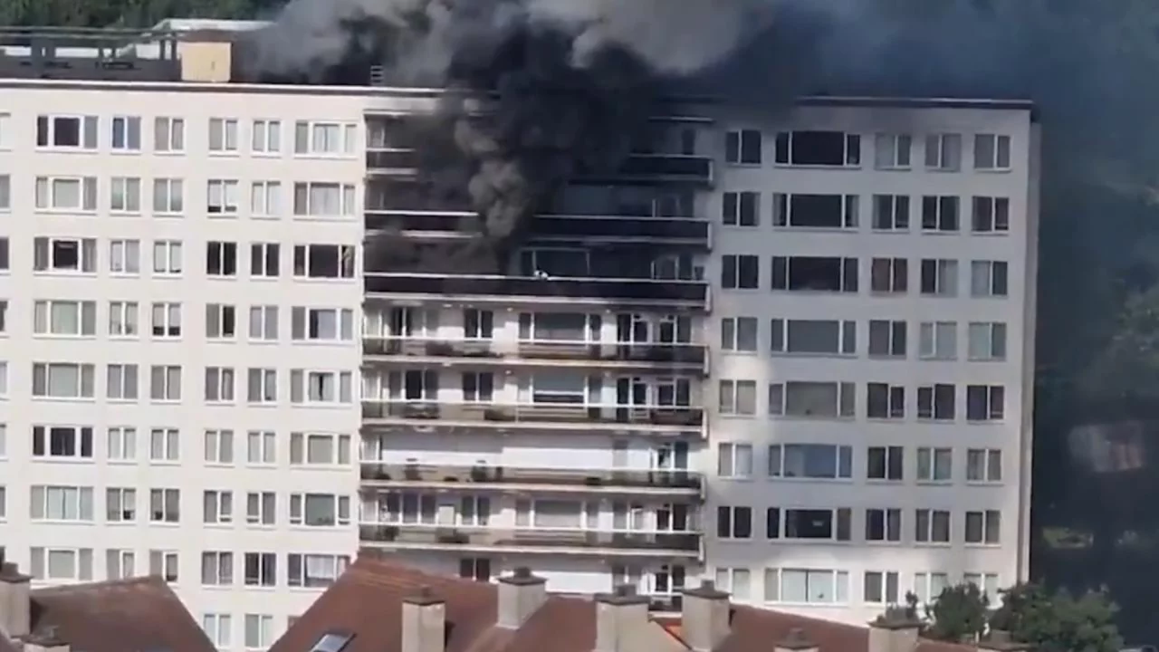Bel&ccedil;ika'da &ccedil;ıkan apartman yangınında hayatın kaybedenler var...
