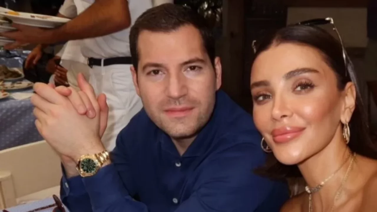 &Ouml;zge Ulusoy'dan sevgilisine romantik doğum g&uuml;n&uuml; mesajı! Paylaşımı kısa s&uuml;rede g&uuml;ndem oldu