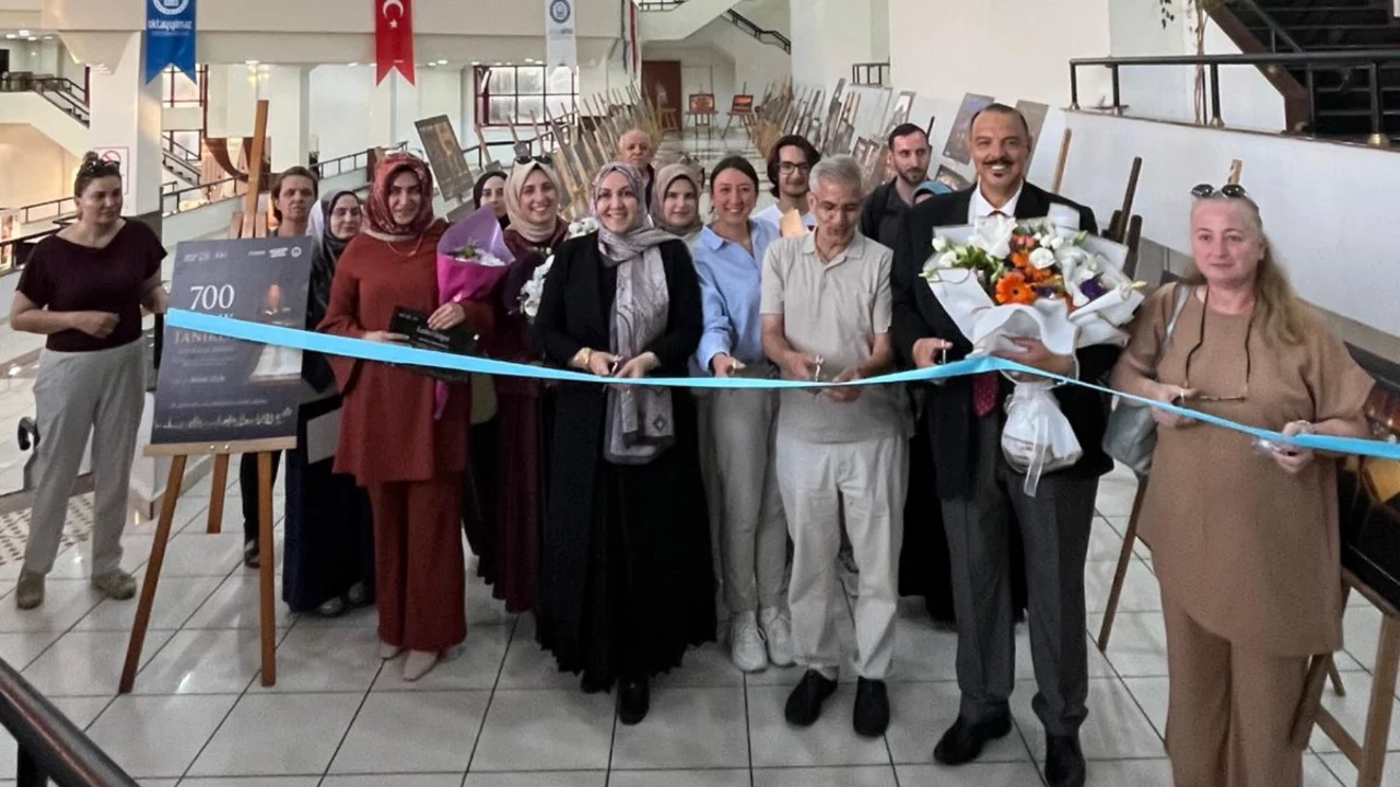 Bursa'nın 700 yıllık hafızası kare kare sergilendi!