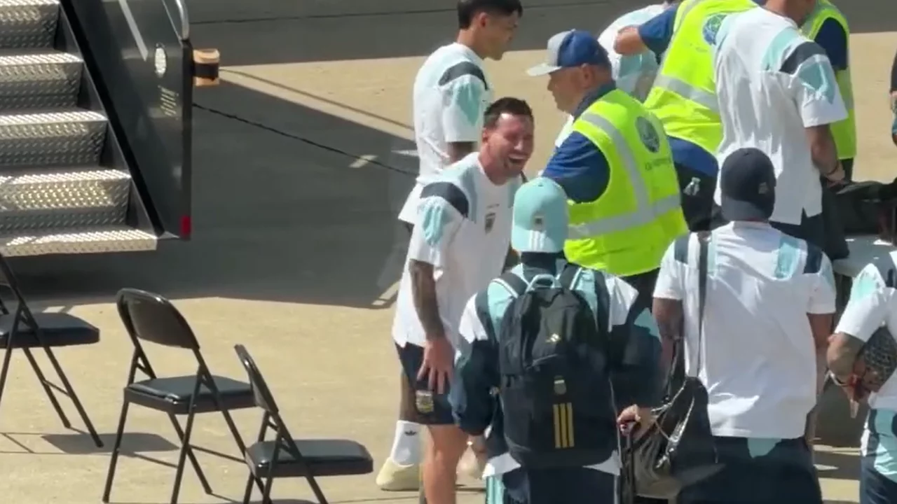 D&uuml;nya Kupası'nda ilgin&ccedil; g&ouml;r&uuml;nt&uuml;! Messi'yi tepeden tırnağa...