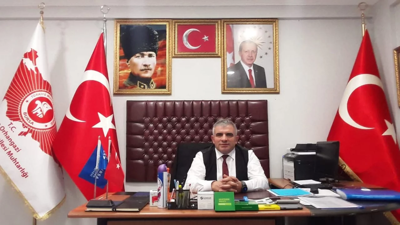 Veysel &Uuml;st&uuml;n'&uuml;n acı g&uuml;n&uuml;! Kalp krizi ge&ccedil;iren babası hayatını kaybetti...