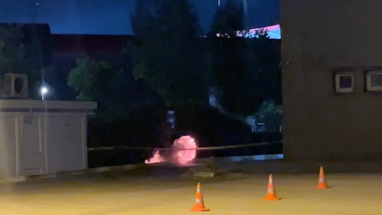 Terminaldeki şüpheli valiz fünyeyle patlatıldı! 