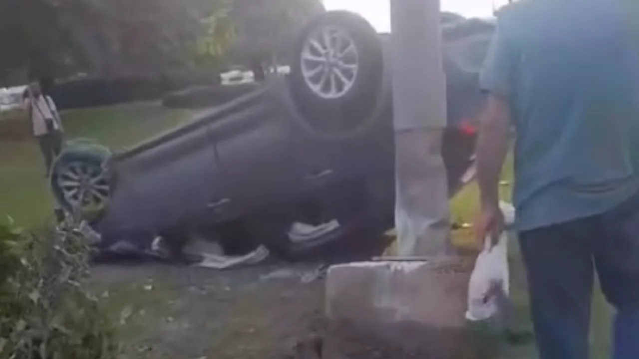 Bursa'da feci kaza! Takla atan ara&ccedil;tan mucize kurtuluş...