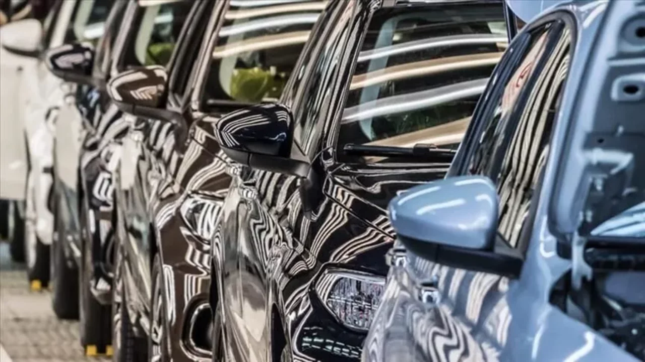 T&uuml;rkiye'de otomotiv pazarında denge değişiyor: Elektrikli ve hibrit ara&ccedil;lar yarıyı aştı