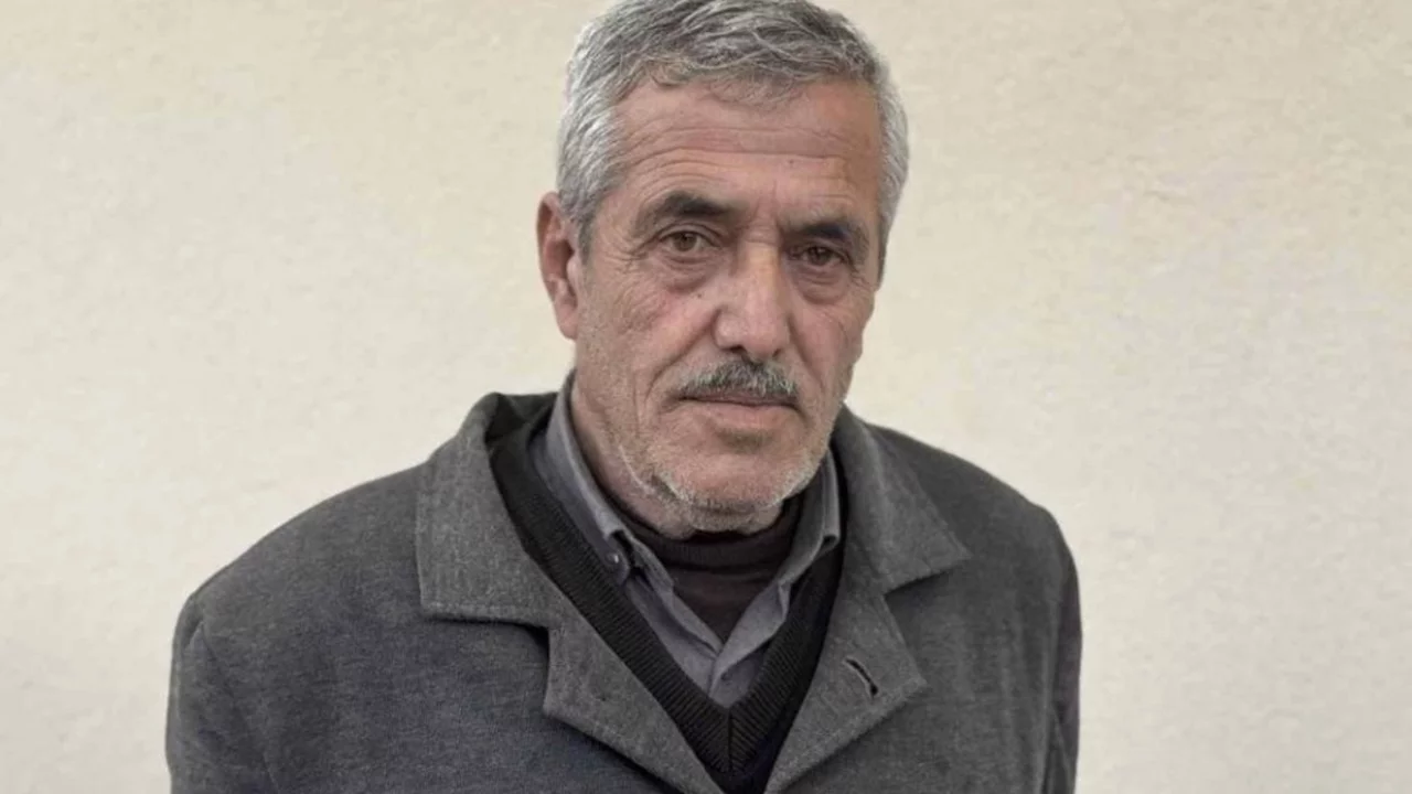 Oğlunun bombalı tuzağından kurtuldu, kalp krizine yenik d&uuml;şt&uuml;