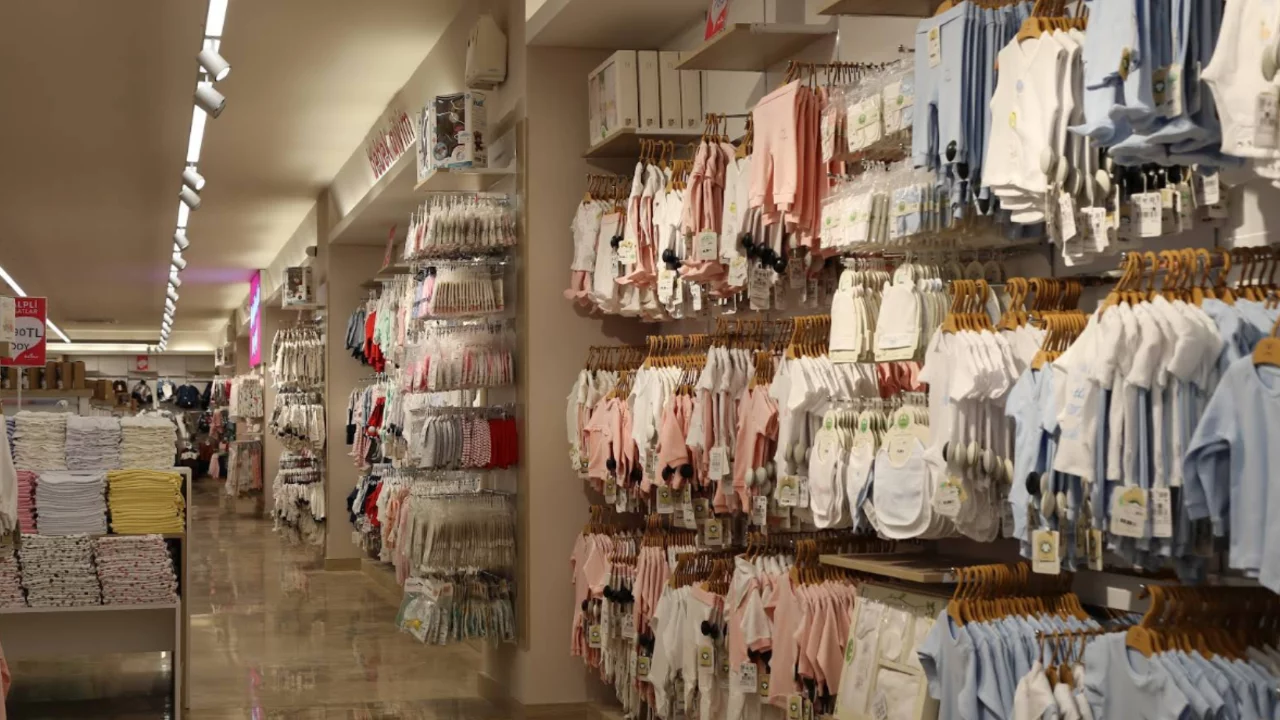 Bursa'da da şubesi var... &Uuml;nl&uuml; bebek mağazası konkordato ilan etti
