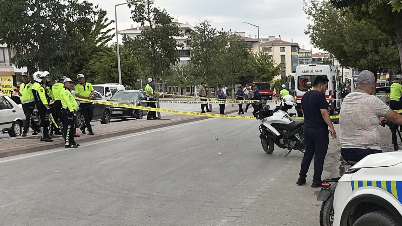 Bisikletli sürücü beton mikserine çarptı: Konya'da ölümcül kaza 