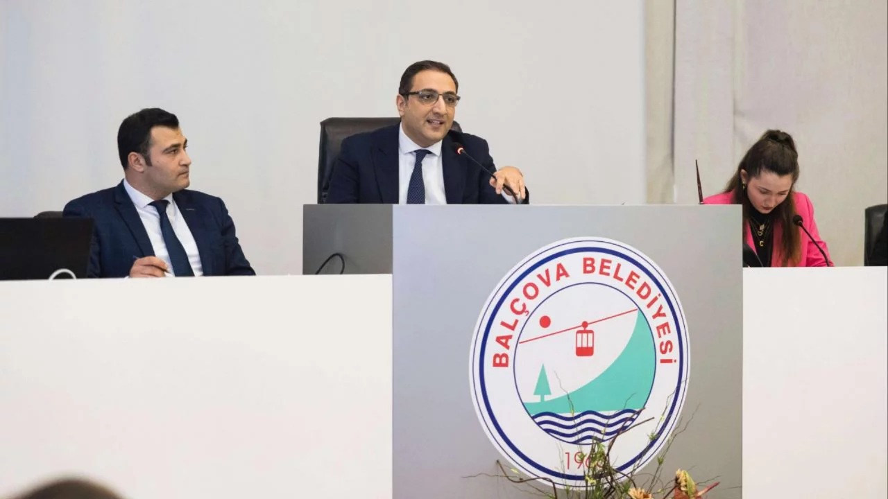 İçişleri Bakanlığı duyurdu! Bir belediye başkanı daha görevden uzaklaştırıldı...