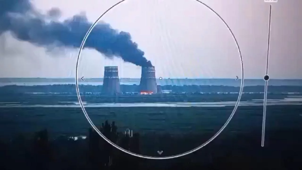 Avrupa'nın en büyük nükleer santralinde alarm! Zaporijya bir kez daha elektriksiz kaldı