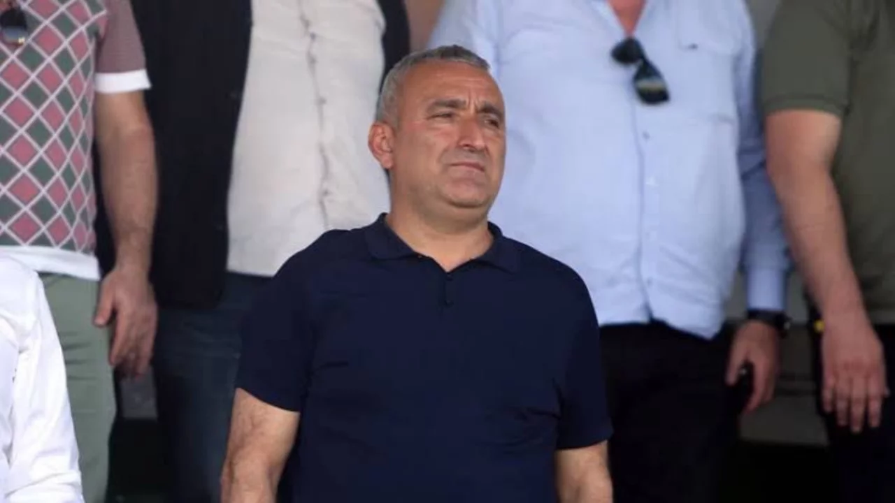 Karacabey Belediyespor'da Başkan Senal 'devam' dedi