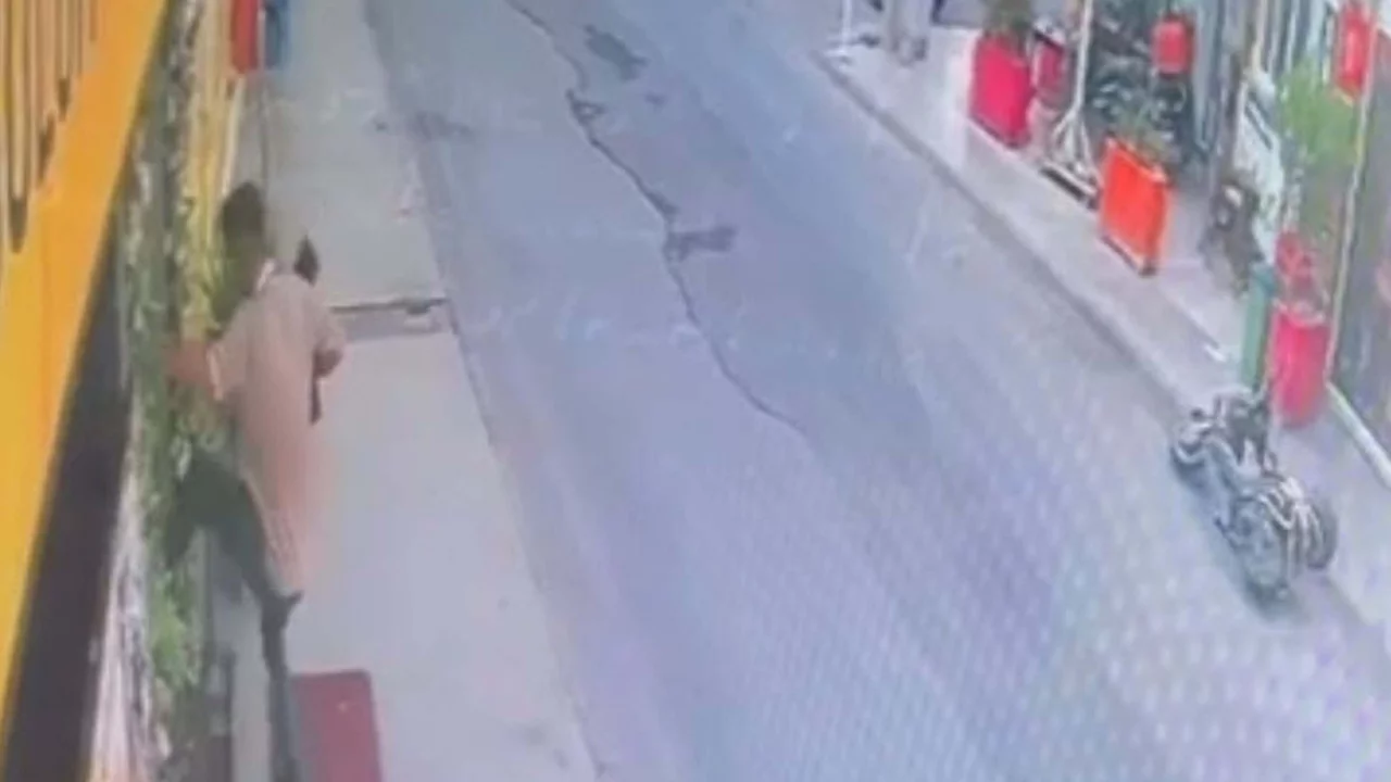 Eğlence mekanı önünde korku dolu anlar: Pompalıyla kurşun yağdırdı