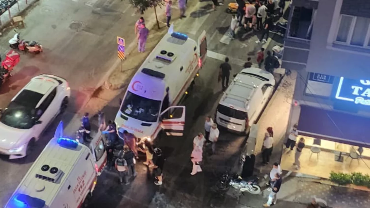 Bursa'da y&uuml;rekleri ağza getiren kaza! Motosiklettekiler havaya savruldu