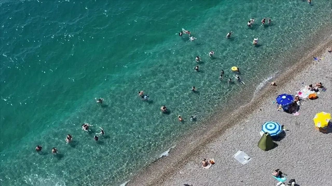 Denize girmeden &ouml;nce mutlaka kontrol edin! 1.436 plaj i&ccedil;in dijital bilgi sistemi devrede