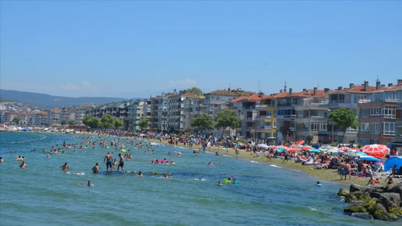 Bursa'da Denize Girmek Yasaklandı Mı? G&uuml;ncel Plaj Durumu
