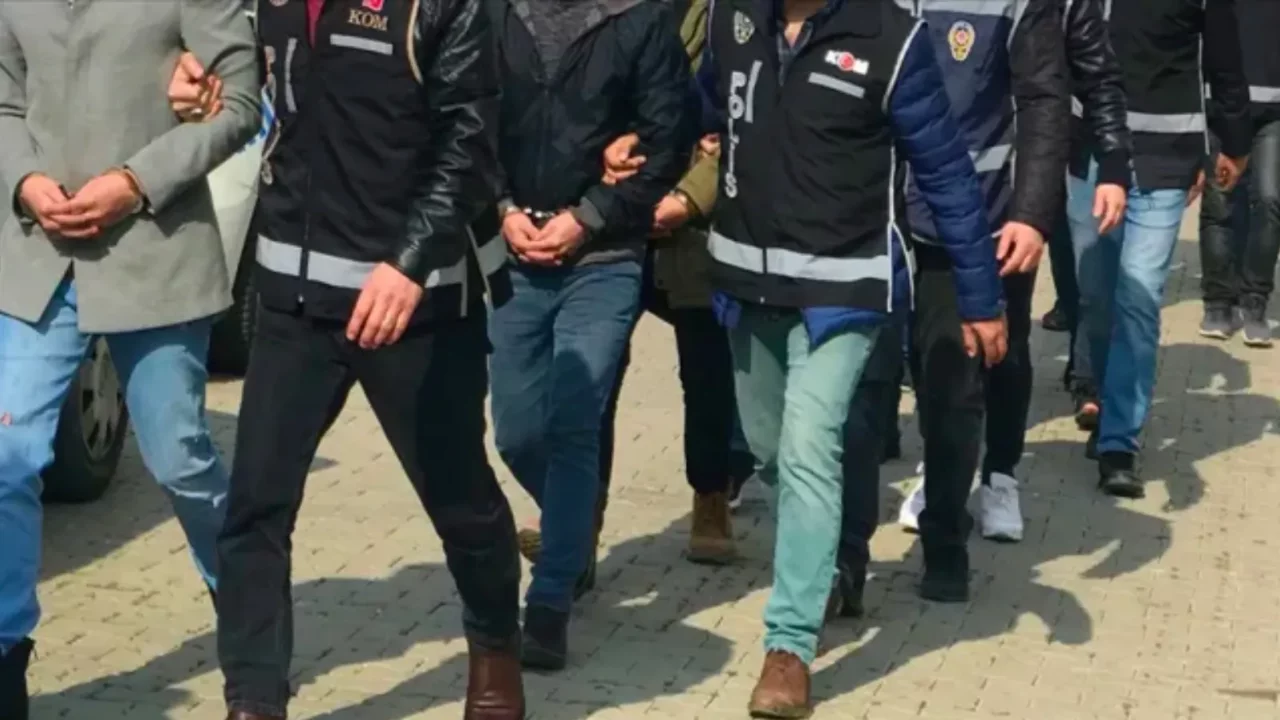 NATO Zirvesi &ouml;ncesi Ankara'da "Turkuaz" operasyonu