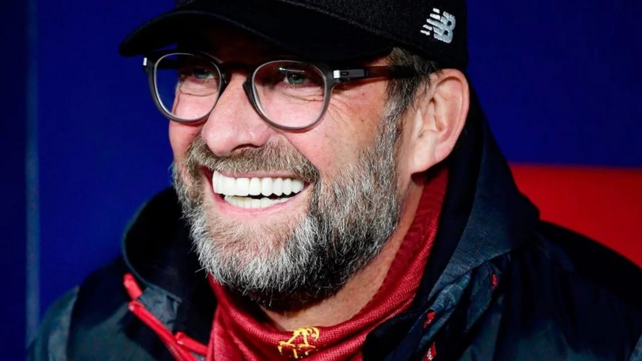 J&uuml;rgen Klopp sahalara geri d&ouml;n&uuml;yor! Yeni adresi herkesi &ccedil;ok şaşırttı