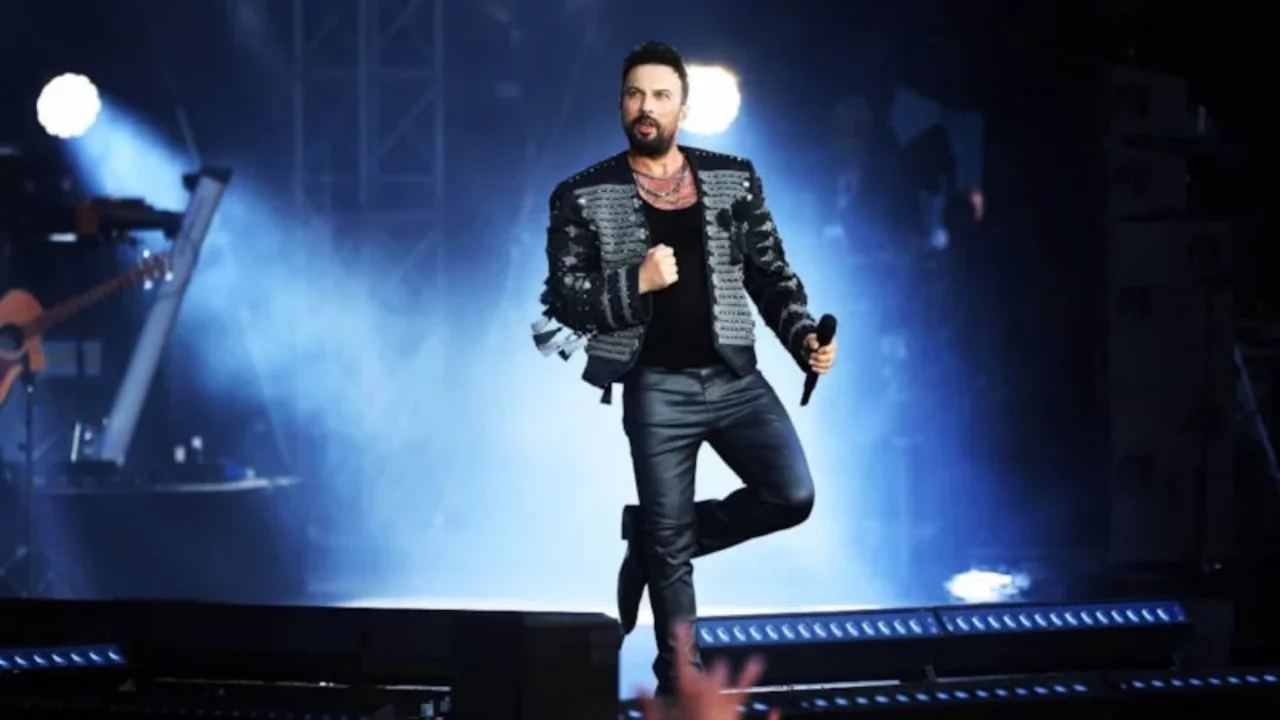 Tarkan'dan konser sonrası sürpriz değişim! Yeni imajı hayranlarını şaşırttı