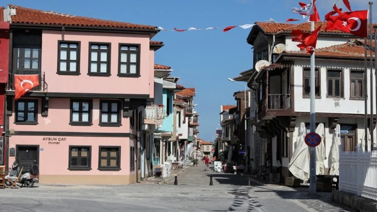Bursa'da riskli yapı alarmı! Kolonları eksik bina için resmi süreç başlatıldı