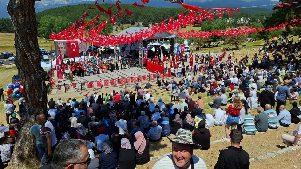 Keles Kocayayla K&uuml;lt&uuml;r Ş&ouml;leni'nde tarih yeniden canlandı!
