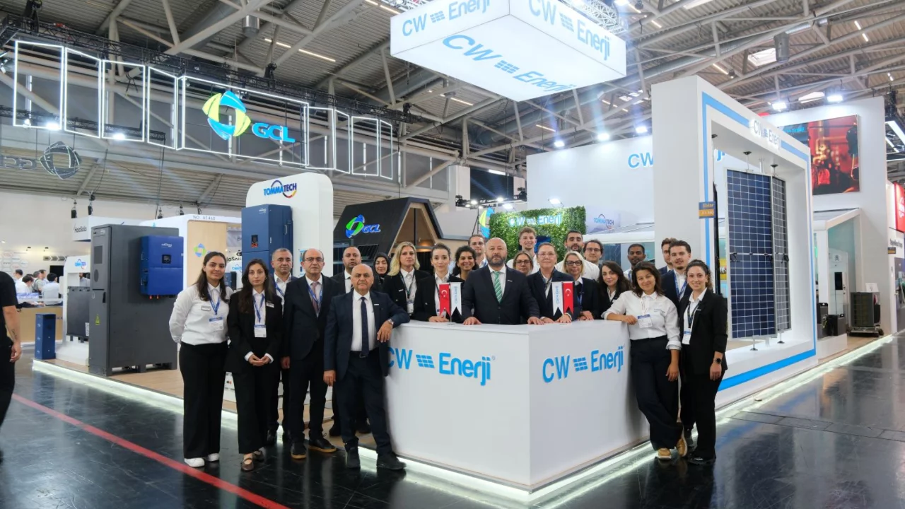 CW Enerji Intersolar Europe 2026'da yerli ve milli &uuml;retim g&uuml;c&uuml;n&uuml; d&uuml;nyaya tanıttı