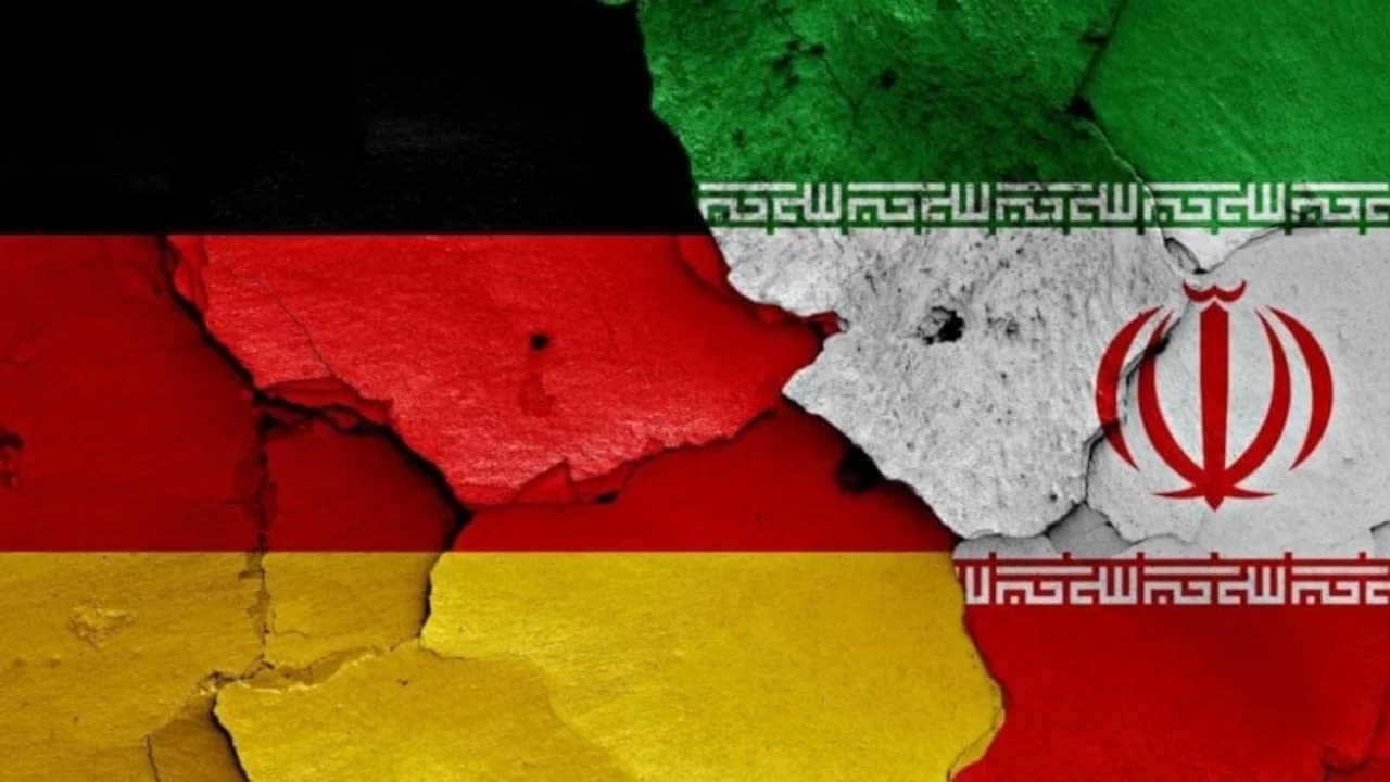 Almanya'dan H&uuml;rm&uuml;z a&ccedil;ıklaması: Mayın temizleme masrafları İran'dan alınabilir