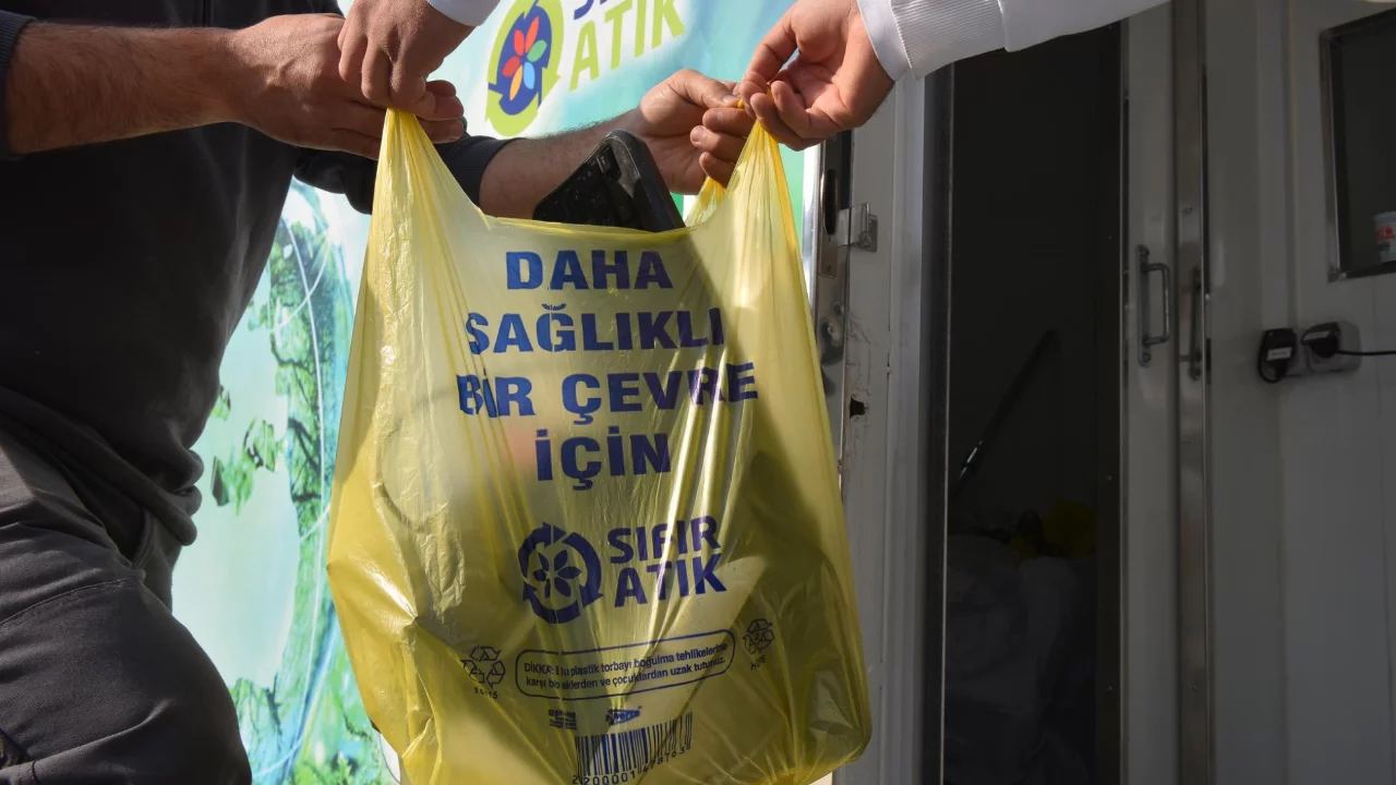 Yıldırım'da atıklar nakite dönüşüyor