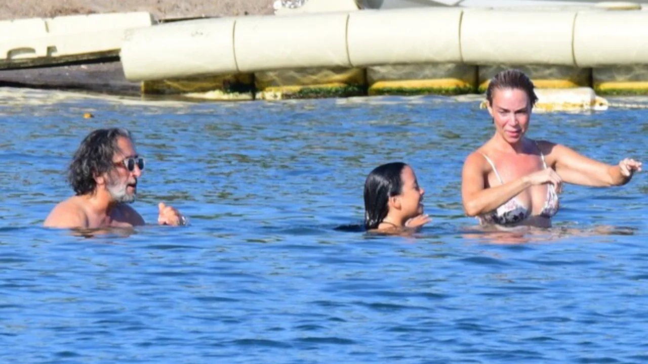 Fettah Can ve Cansu Kurtçu'nun Bodrum kaçamağı! İkiz çocuklarıyla tatilden renkli görüntüler