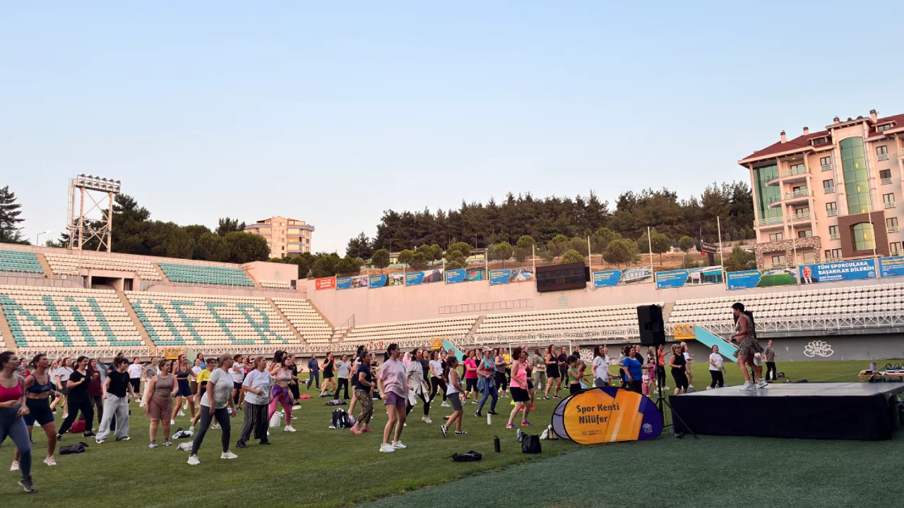Zumba'nın kalbi Nilüfer'de attı