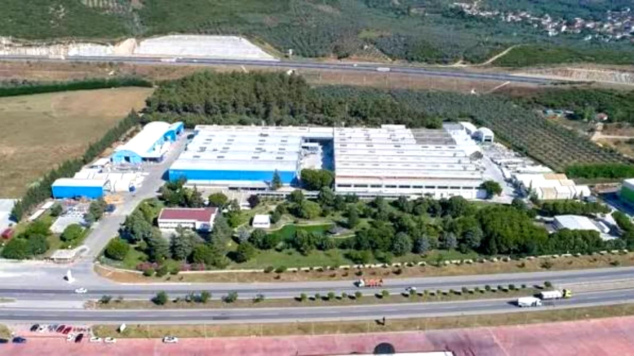 &Uuml;nl&uuml; iş insanının b&uuml;y&uuml;k hayali Bursa'da ger&ccedil;ek oldu! Duygu y&uuml;kl&uuml; paylaşım
