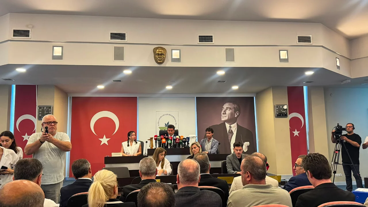 Bursa'da Osmangazi Belediyesi Meclisi'nden peş peşe kararlar &ccedil;ıktı!