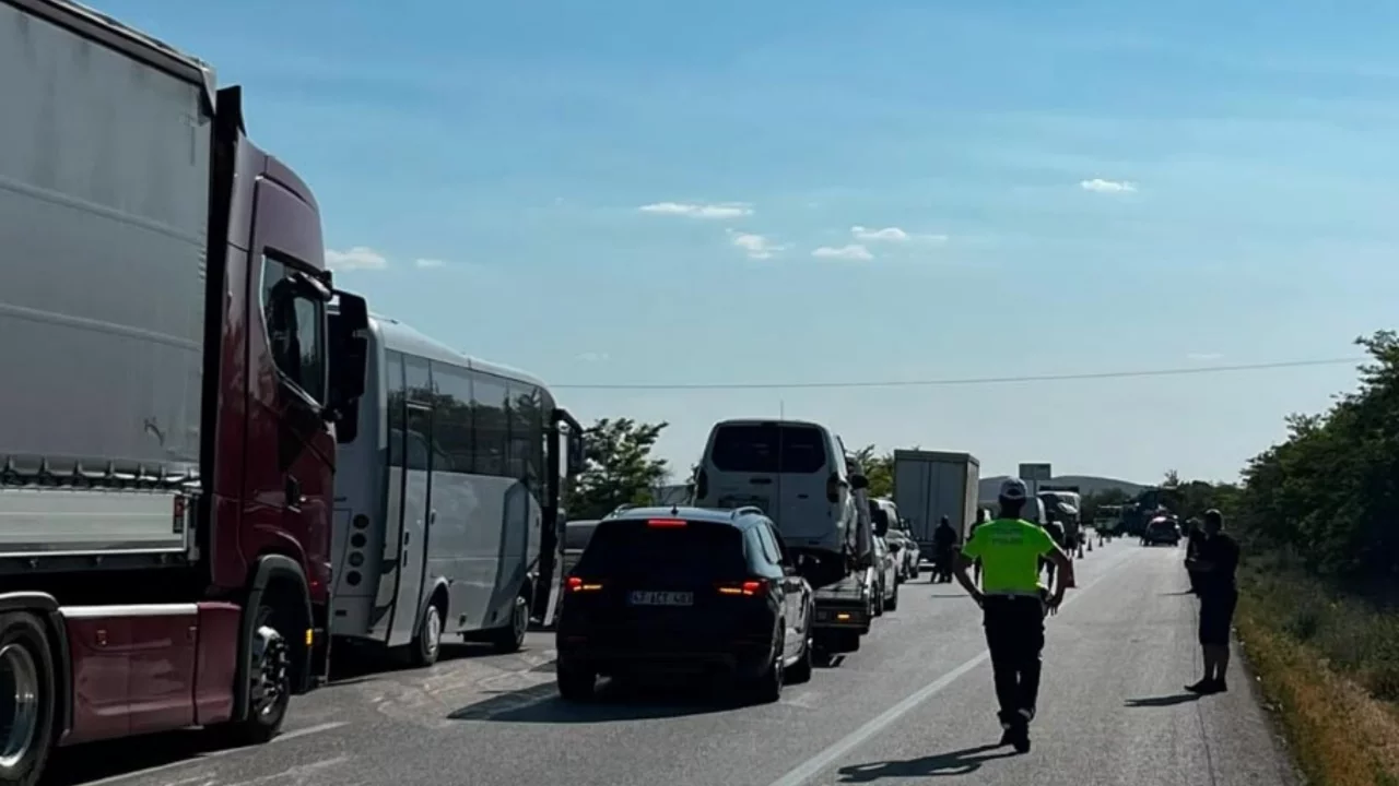 Konya'da zırhlı araç devrildi! Kazada bir asker yaralandı