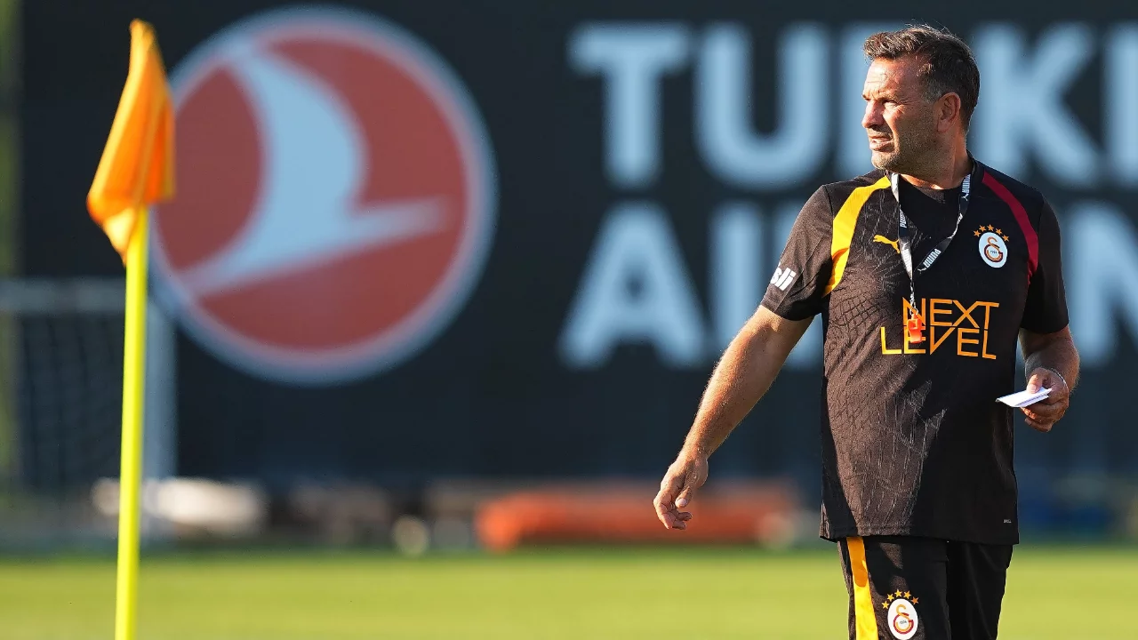 Galatasaray'da yeni sezon mesaisi hız kesmiyor!
