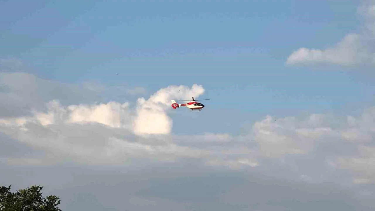 Hamile kadın ambulans helikopter ile hastaneye sevk edildi