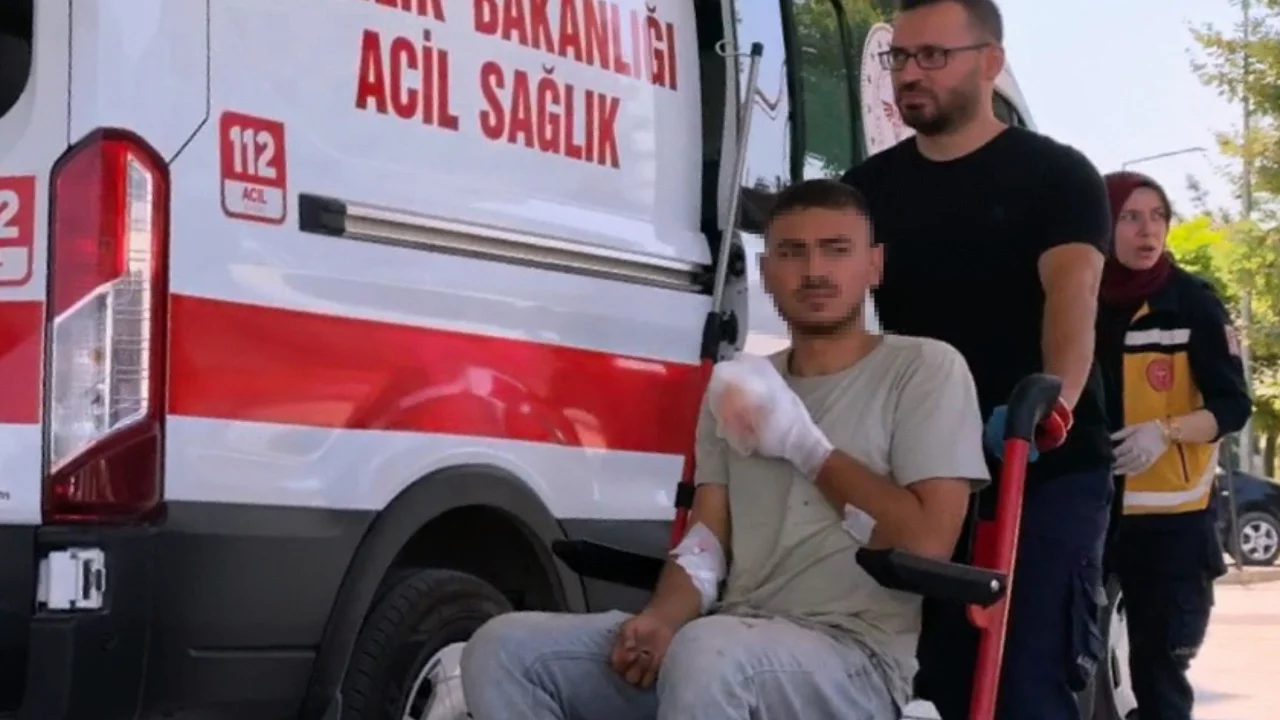 İnşaatta korkun&ccedil; kaza! Parmağını testereye kaptıran iş&ccedil;i Bursa'ya sevk edildi