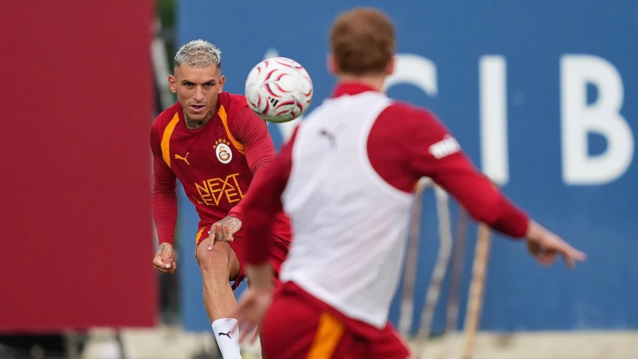 Galatasaray'da yeni sezon mesaisi sürüyor