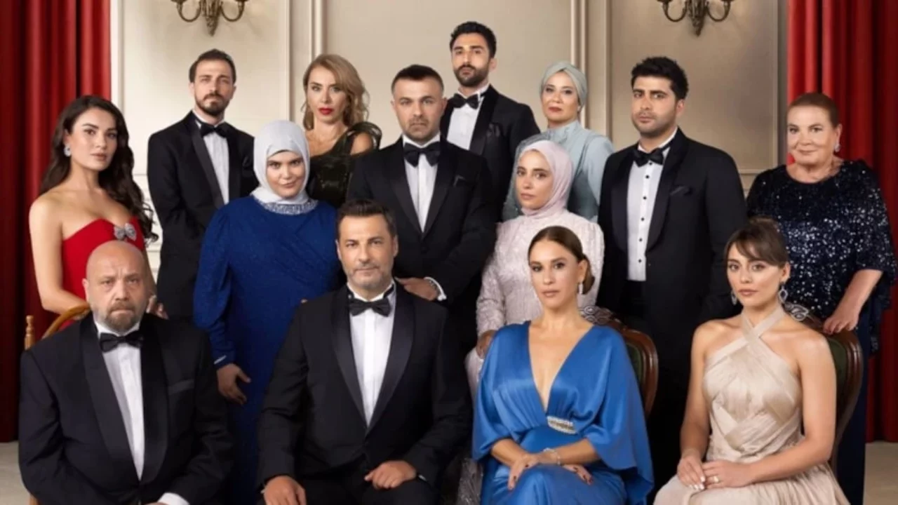 Kızılcık Şerbeti'nin eski yıldızları bir araya geldi: O kare sosyal medyada gündem oldu