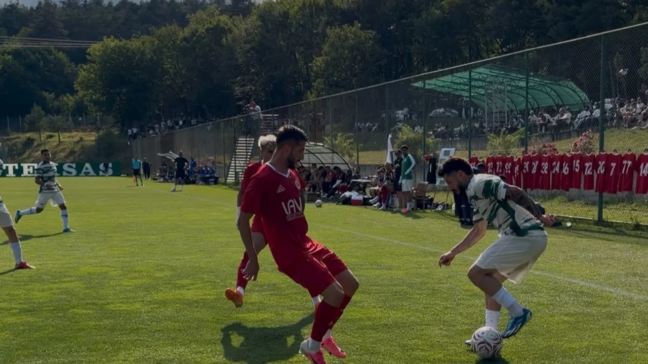 Bursaspor ilk hazırlık maçında sahadan beraberlikle ayrıldı
