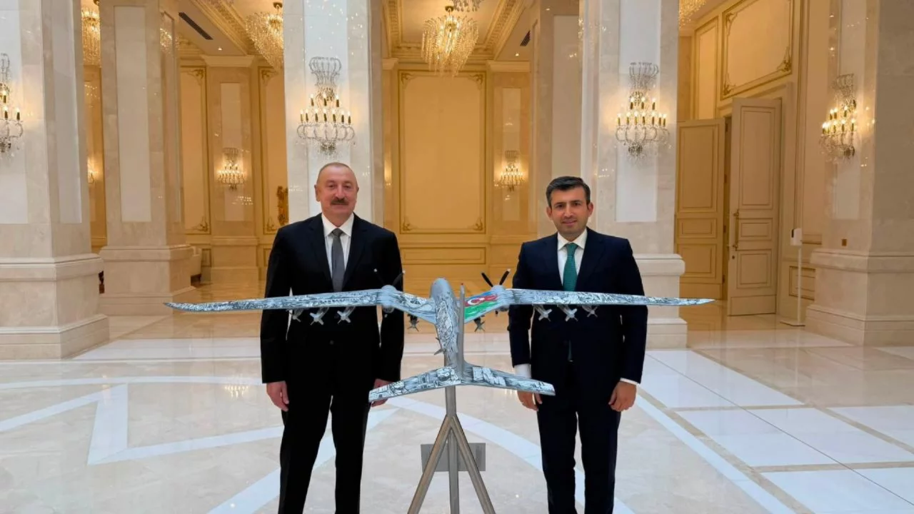 Sel&ccedil;uk Bayraktar Azerbaycan'da Cumhurbaşkanı Aliyev ile g&ouml;r&uuml;şt&uuml;!