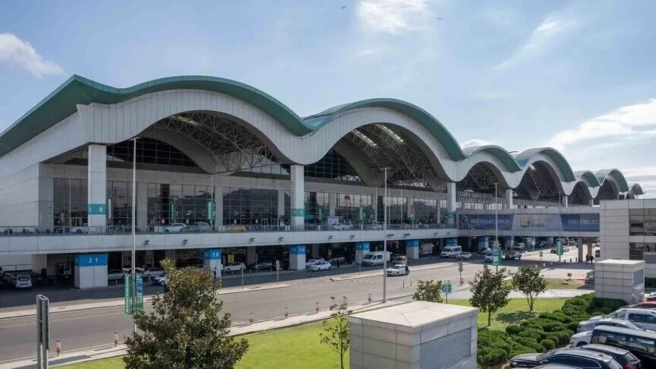 Sabiha G&ouml;k&ccedil;en'de yolcu sayısı 6 ayda 23,6 milyonu aştı