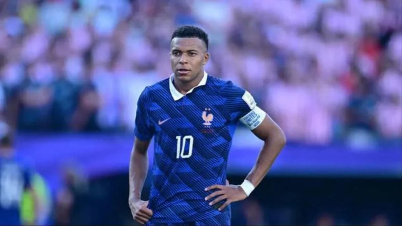 Mbappe sakatlandı mı, Mbappe D&uuml;nya Kupası yarı finalde oynayamayacak mı?