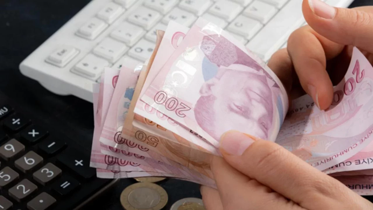 18 yaşından &ouml;nce sigortalı olanlar dikkat! Emeklilik hesabında kritik detay ortaya &ccedil;ıktı