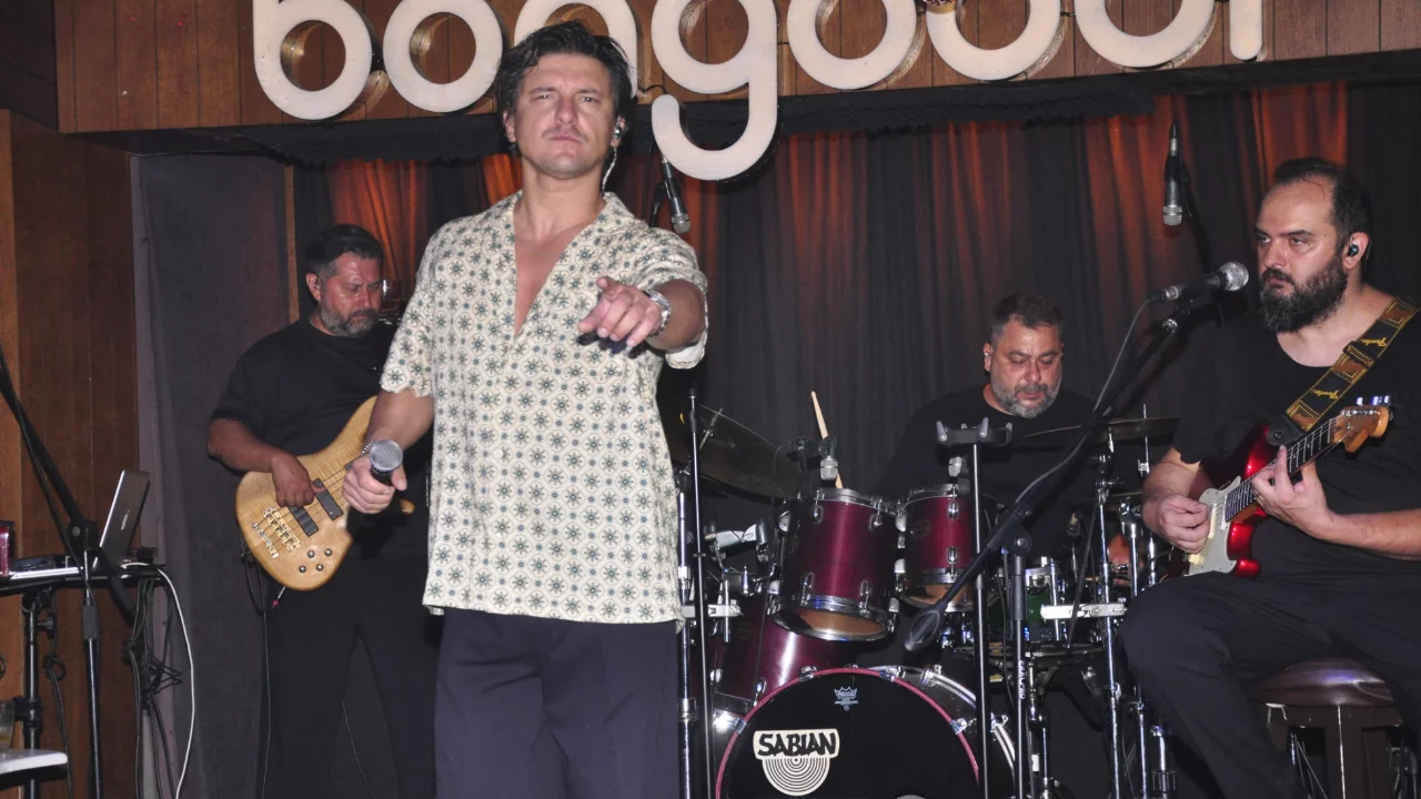 Cengiz Ateş'ten Bursa'da unutulmaz cuma gecesi!