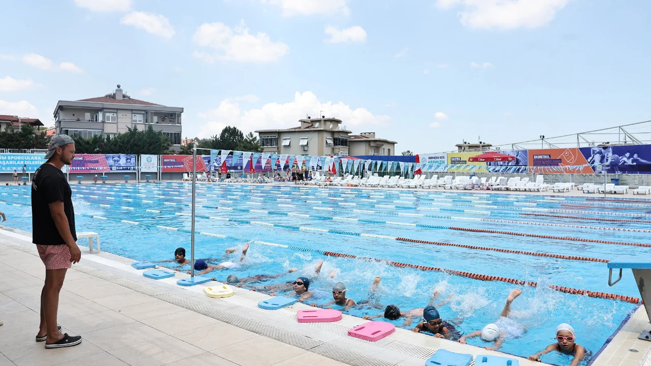 Nil&uuml;fer Yaz Spor Okulları'nda ilk d&ouml;nem tamamlandı
