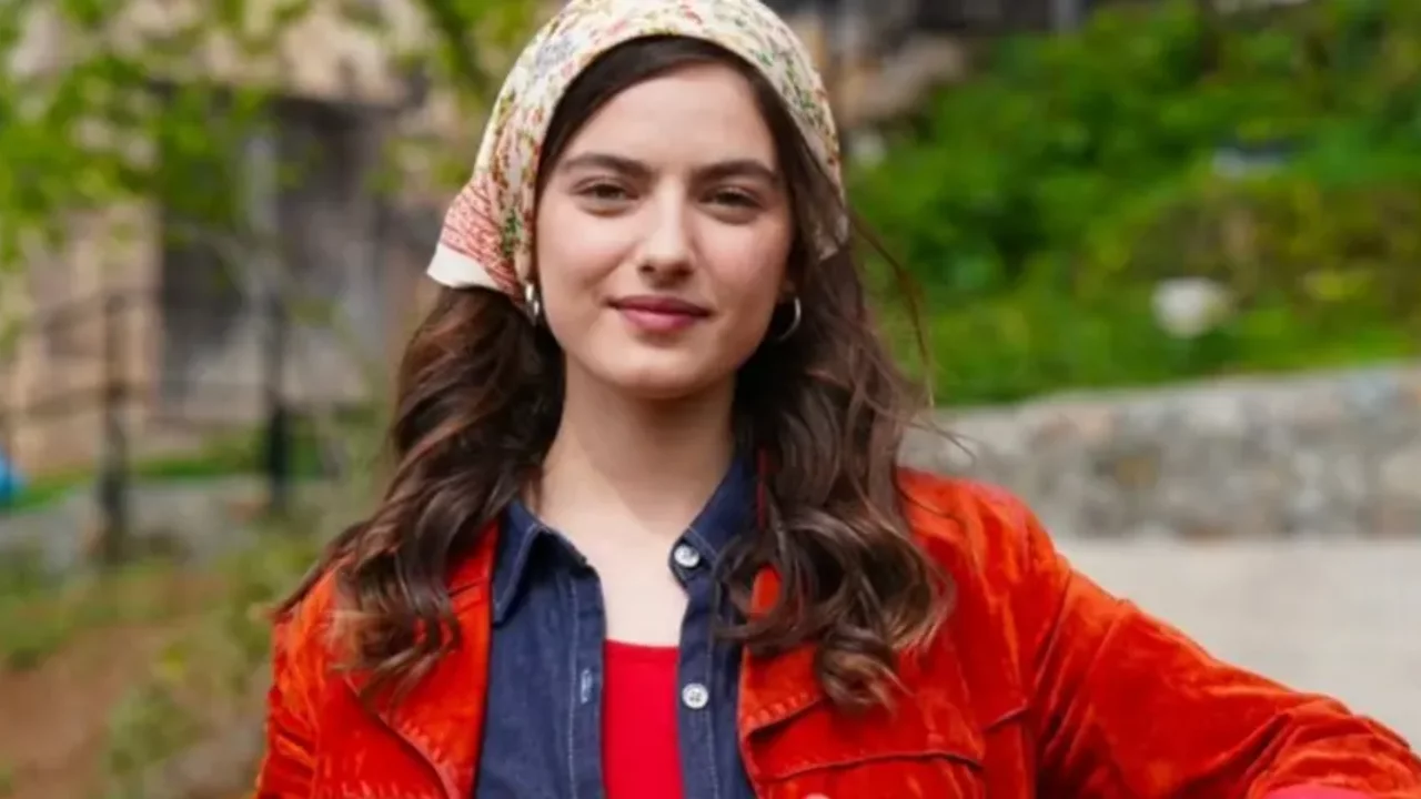 Taşacak Bu Deniz'in Eleni'si Ava Yaman'ın makyajlı hali sosyal medyayı salladı!