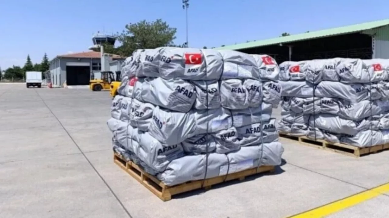 T&uuml;rkiye'den Venezuela'ya 30 ton insani yardım