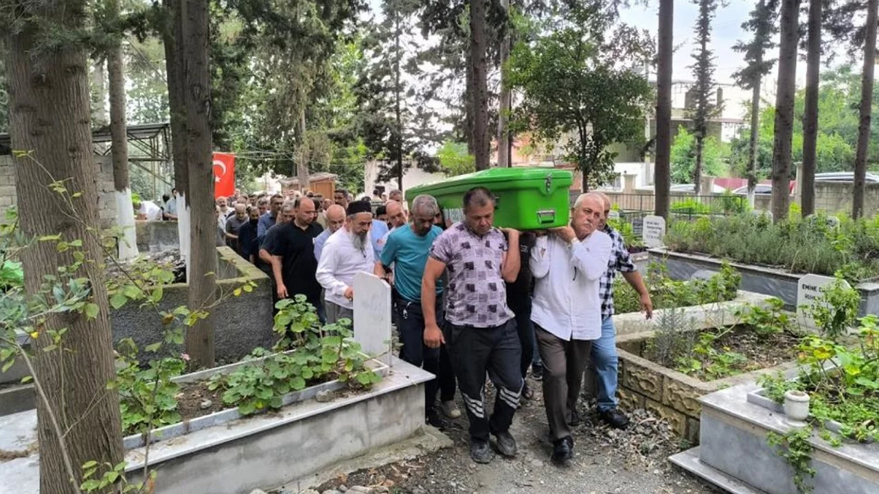 Kendini ateşe veren adamdan acı haber! 9 günlük yaşam mücadelesini kaybetti