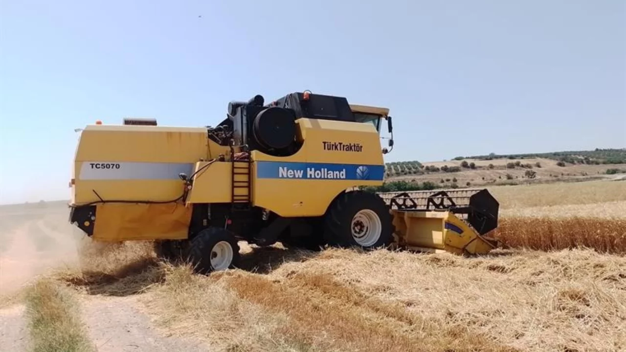 Bursa'da hububat hasadı sürüyor!&nbsp;Biçerdöverlere sıkı denetim...