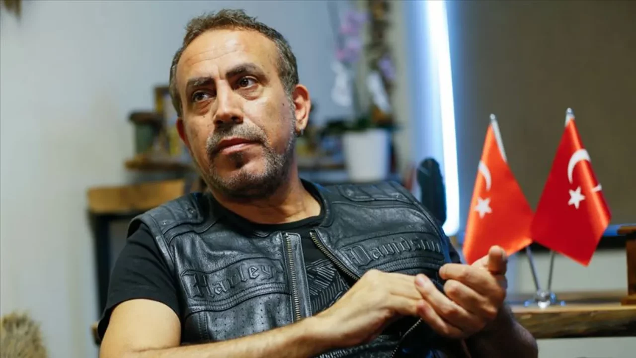 Haluk Levent'ten g&ouml;zaltı sonrası ilk a&ccedil;ıklama! "Asıl bombayı bekleyin"