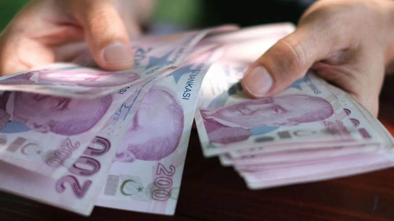 Emeklilerin gözü Meclis'te! En düşük maaş için kritik gün